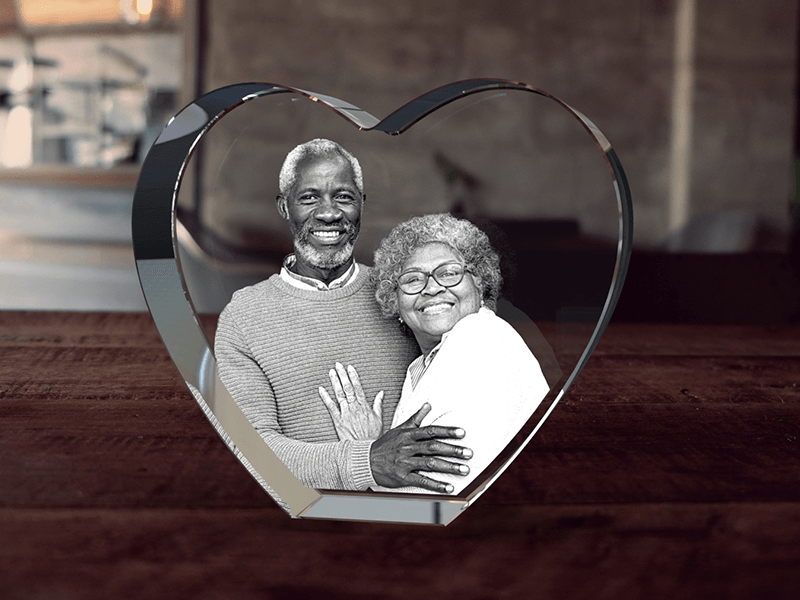 3D photo crystal heart with elder couple engraved inside